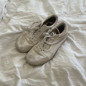 2x Vans for 1 Price